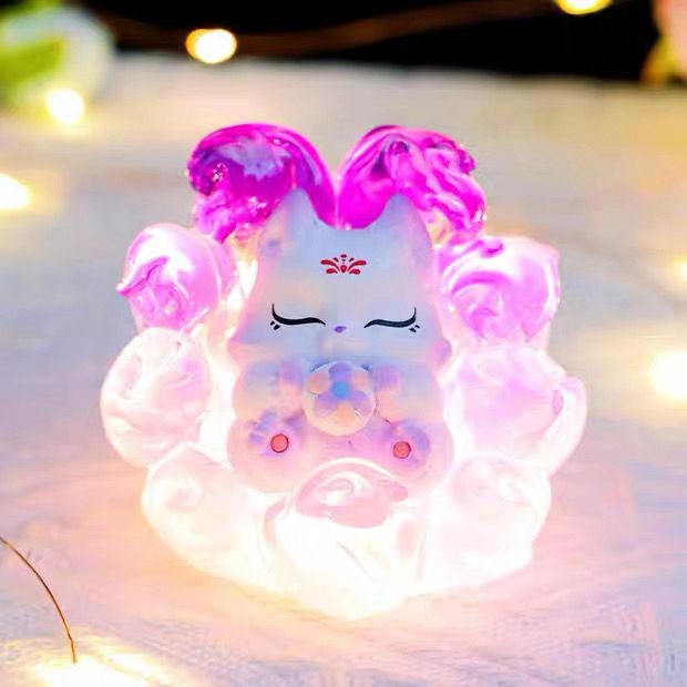 TU SHAN NINE TAILED FOX LIGHT UP FOX
